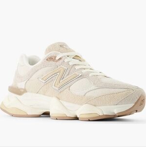 New Balance Gender Inclusive 9060 Sneaker
